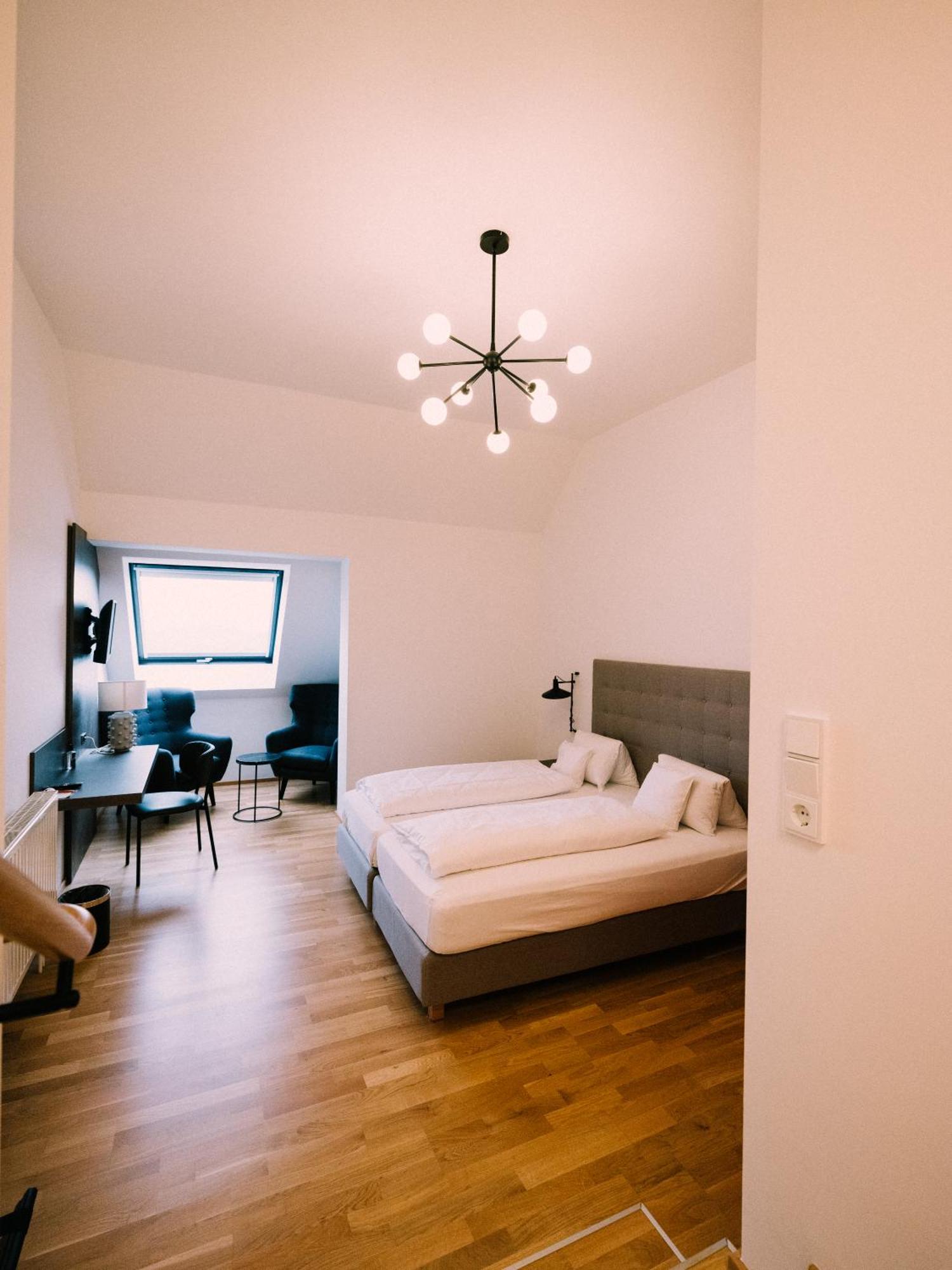 Homestay - Haus Der Guten Geister